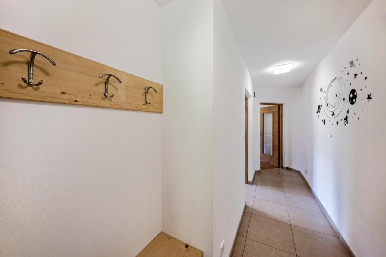 Tschafon Oberparnaihof Apartment Колепиетра Екстериор снимка