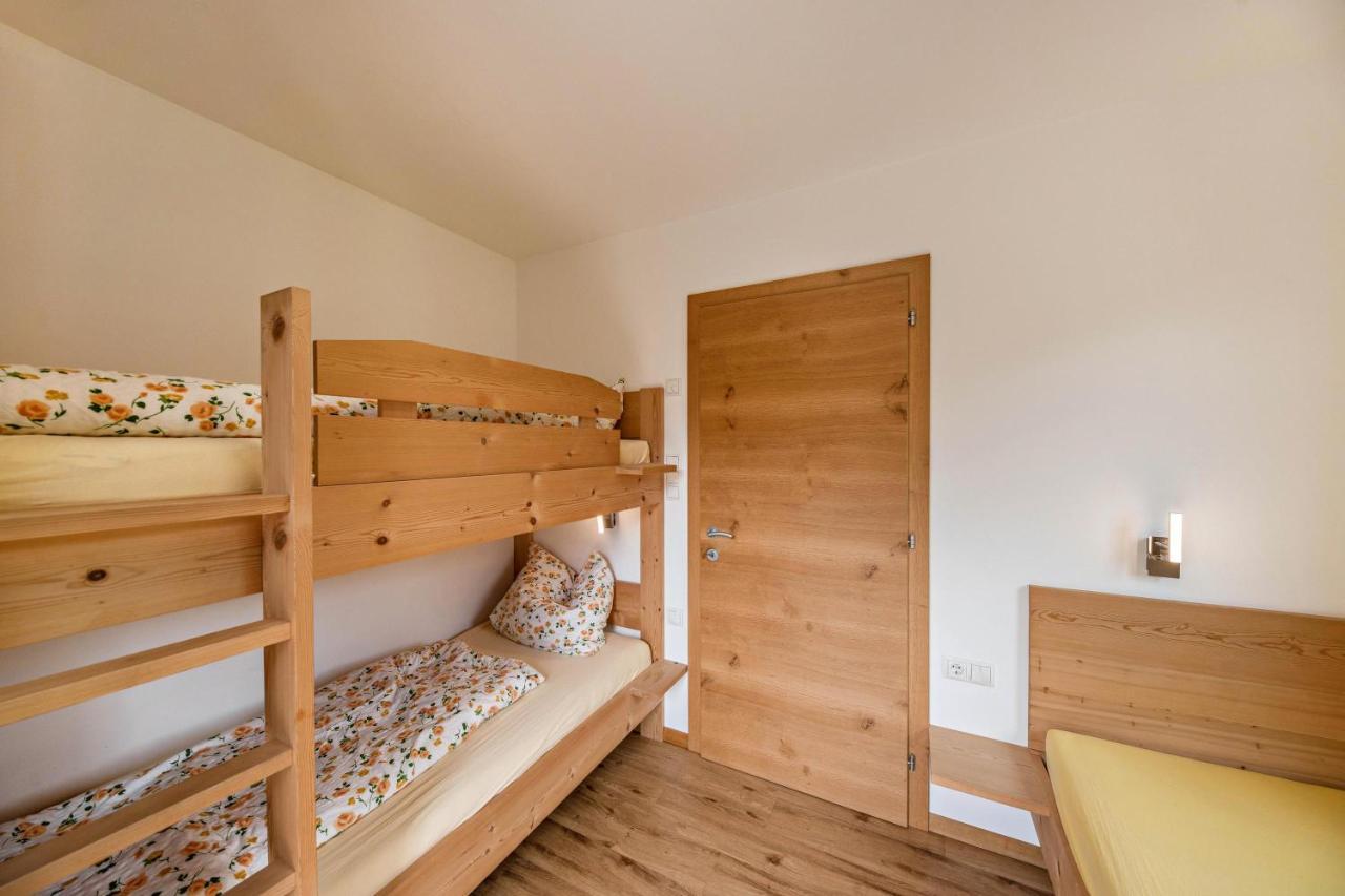 Tschafon Oberparnaihof Apartment Колепиетра Екстериор снимка